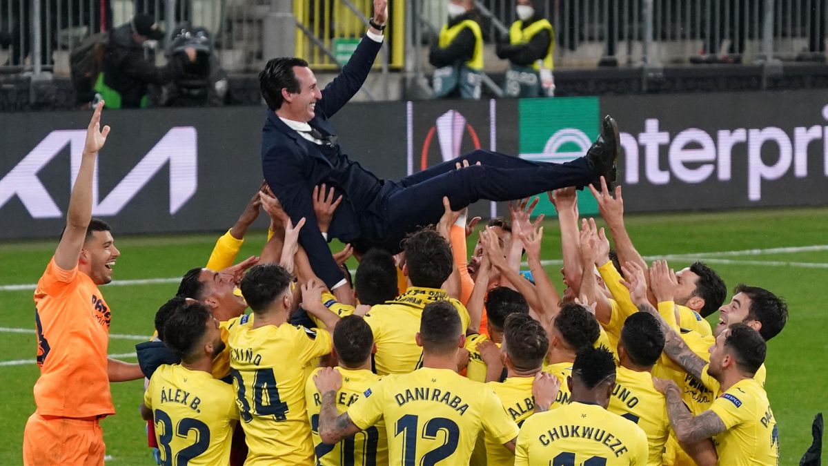 لقب الدوري الأوروبي يزيد الطلبات على «التاتو» في فياريال