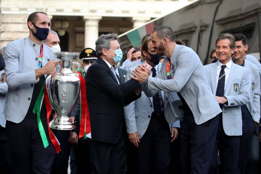 الرئيس الإيطالي يستقبل أبطال يورو 2020