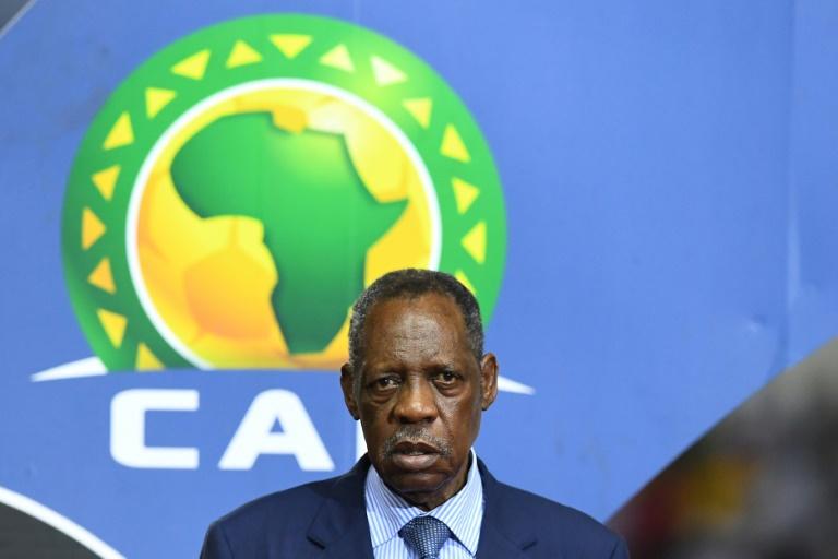 الاتحاد الدولي لكرة القدم “فيفا”يقرر إيقاف عيسى حياتو و تغريمه ماليا