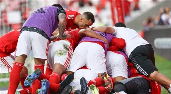 بنفيكا يحبط مفاجأة تونديلا بثنائية وينفرد بصدارة الدوري البرتغالي