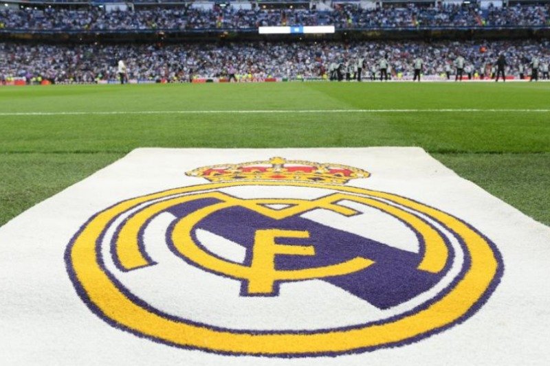 سرقة متجر ريال مدريد في سانتياغو برنابيو