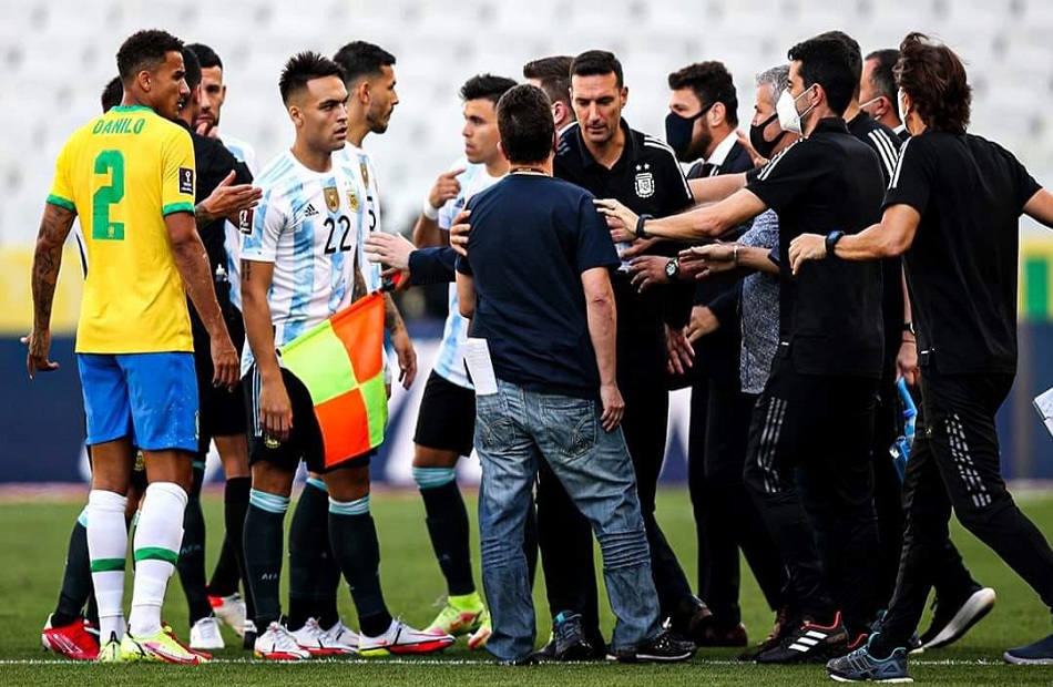 توقف مفاجئ لمباراة البرازيل والأرجنتين في تصفيات مونديال قطر