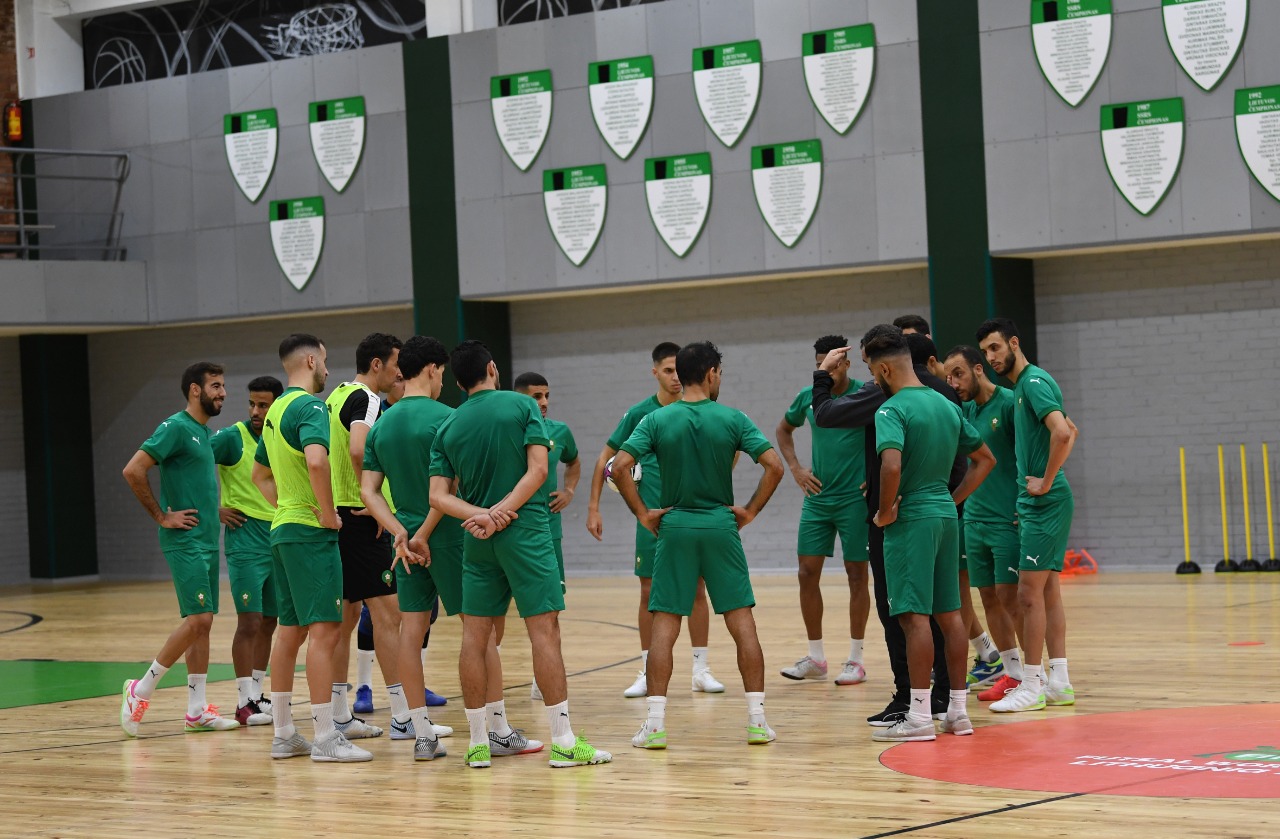المنتخب الوطني لكرة القدم داخل القاعة يستعد للقاء تايلاند في كأس العالم