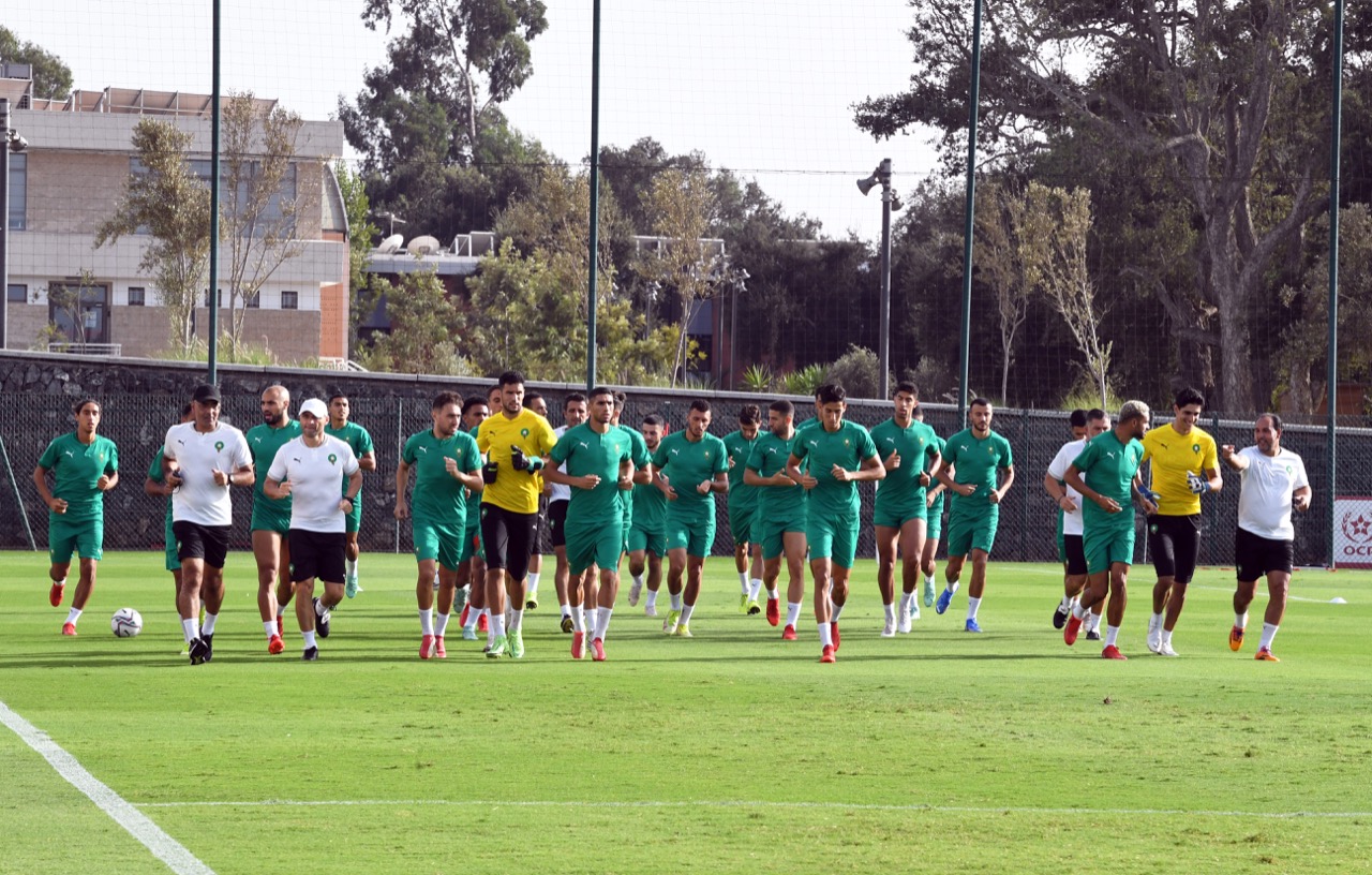 حصة تدريبية للمنتخب الأول بمركب محمد السادس لكرة القدم