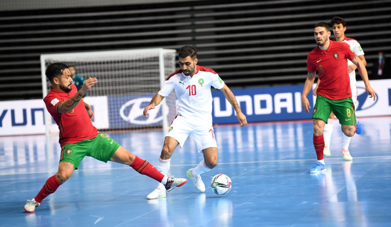 بالفيديو..تصريحات لاعبي المنتخب الوطني لكرة القدم داخل القاعة بعد التعادل مع البرتغال