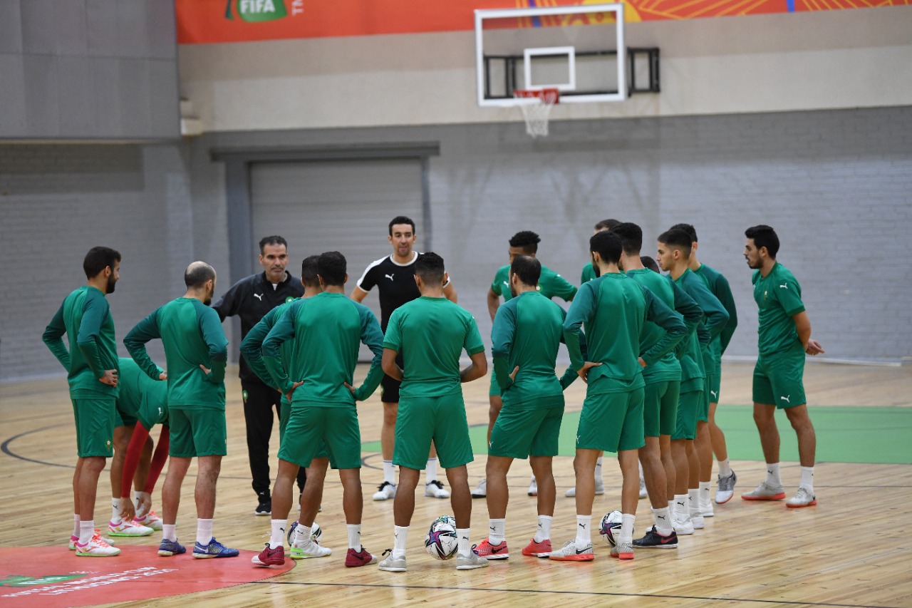 المنتخب الوطني المغربي لكرة القدم داخل القاعة يستعد للقاء فنزويلا في ثمن نهائي كأس العالم