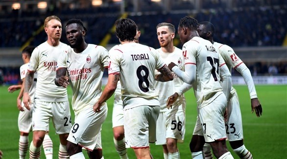 الدوري الإيطالي: ميلان يفوز على أتالانتا ويضيق الخناق على نابولي المتصدر