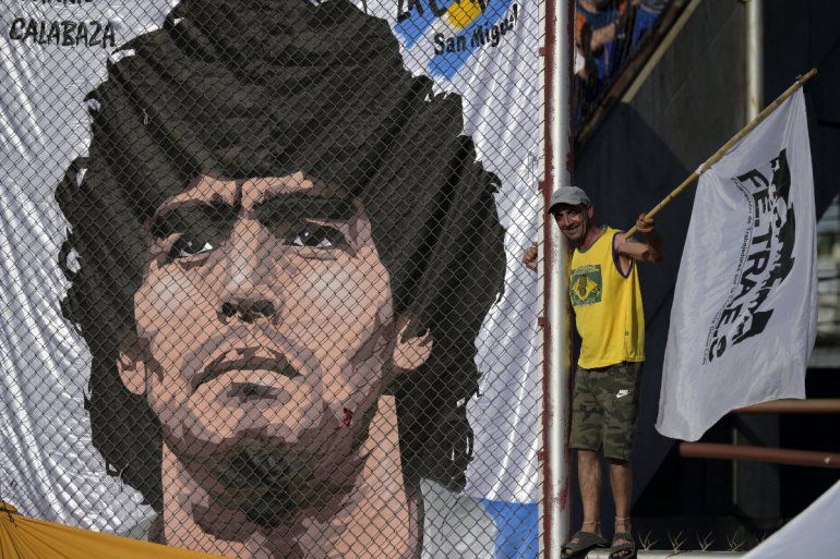 الأرجنتين تحتفل بذكرى ميلاد الأسطورة مارادونا