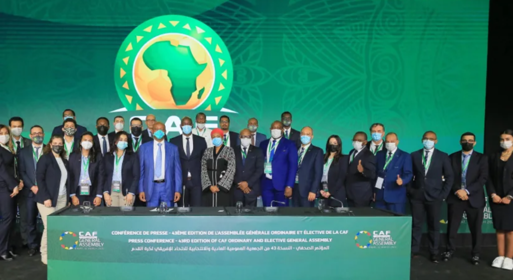 “كاف” يعلن تأييده لإقامة كأس العالم كل عامين