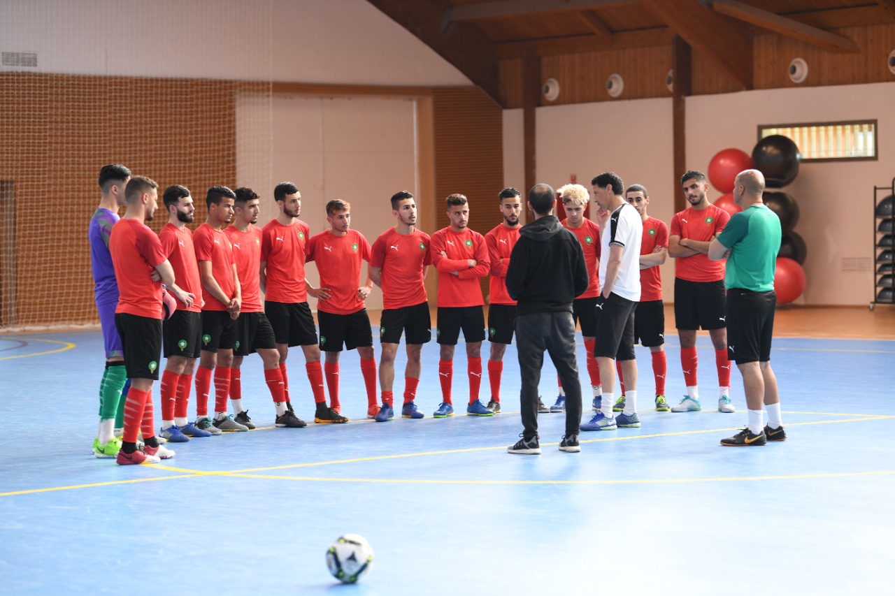تجمع إعدادي للمنتخب الوطني لكرة القدم داخل القاعة لأقل من 23 سنة إلى غاية 18 نونبر بالمعمورة