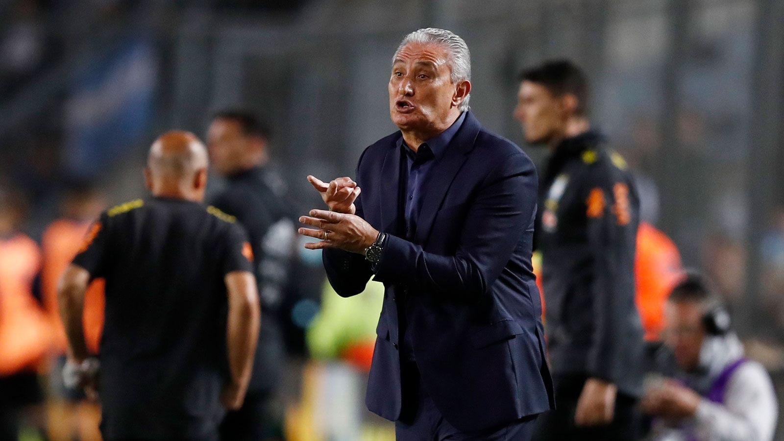 مدرب البرازيل ينتقد التحكيم بعد التعادل مع الأرجنتين