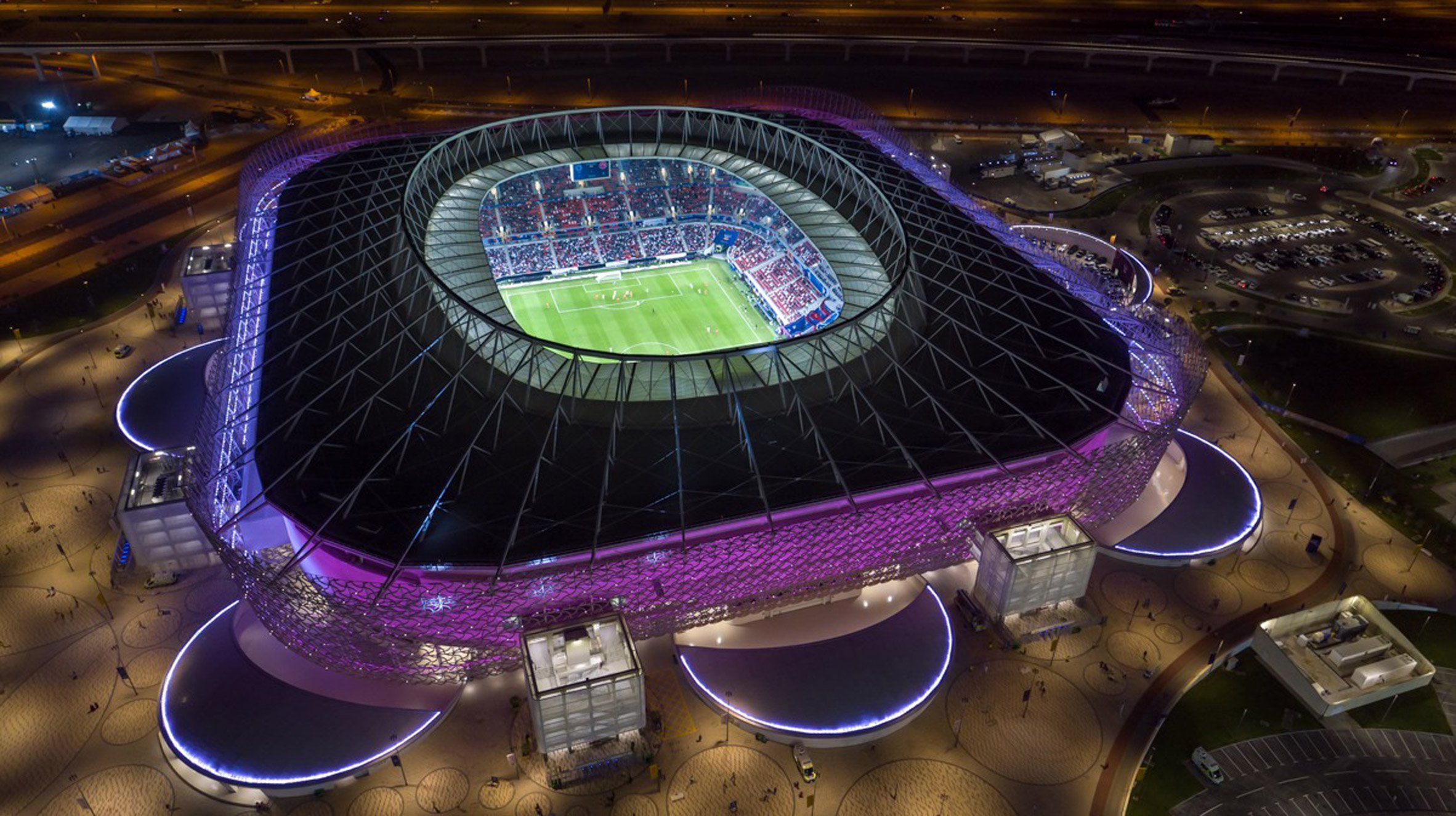 كأس”السوبر”: الرجاء الرياضي يتحدى الأهلي المصري بحثاً عن لقبه الثالث في المسابقة
