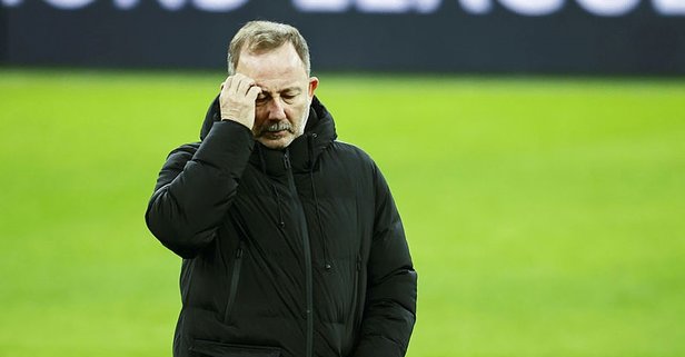 استقالة مدرب بيشكتاش التركي بعد الفشل في دوري الأبطال