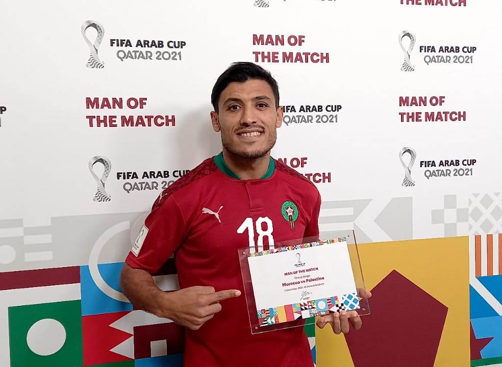 الهلال السعودي مهتم بالرجاوي عبد الاله حافظي ومنافسة خليجية شديدة على خدماته