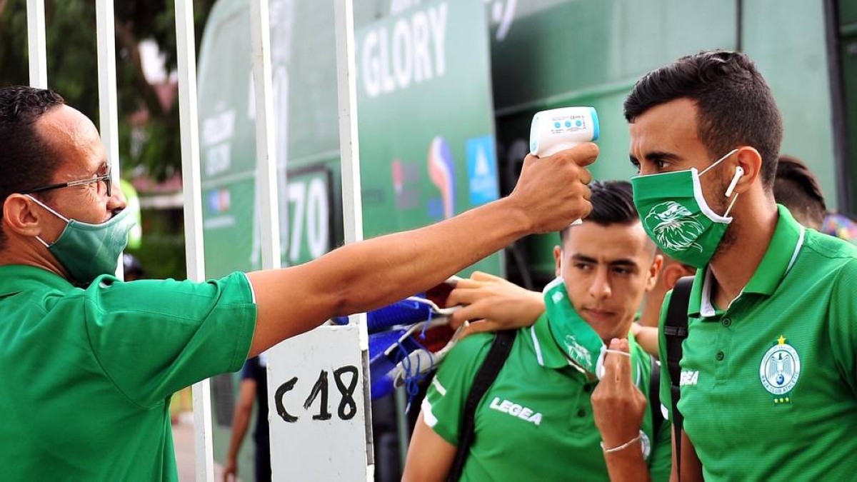 الرجاء البيضاوي يستغرب لاستثناء بعثة المنتخب الرديف من إجراء الحجر الصحي أثناء العودة من قطر