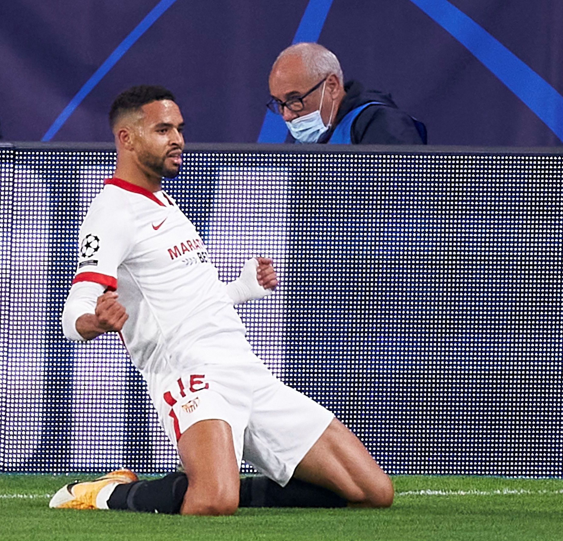 اشبيلية يغيّب بونو والنصيري والحدادي عن مباراة الأسود ضد الرأس الأخضر