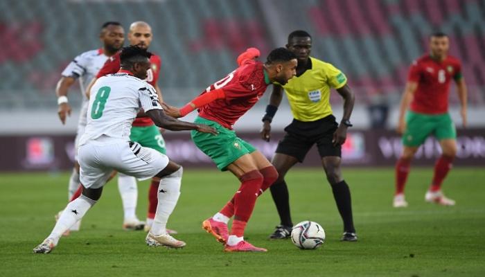 الكاف يكشف هوية حكم مباراة المغرب أمام غانا