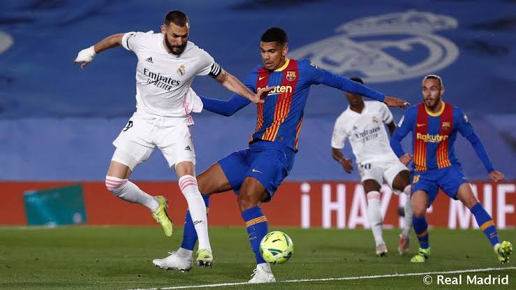 ريال مدريد يفوز على برشلونة ويتأهل إلى نهائي السوبر الإسباني