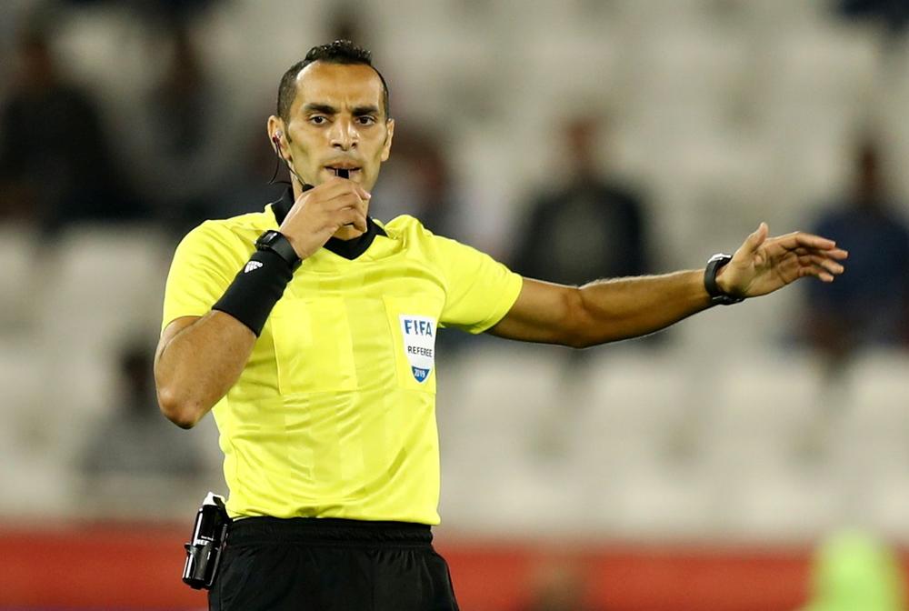 الجزائري مصطفى غربال يدير المباراة الافتتاحية في بطولة كأس أمم إفريقيا بالكاميرون