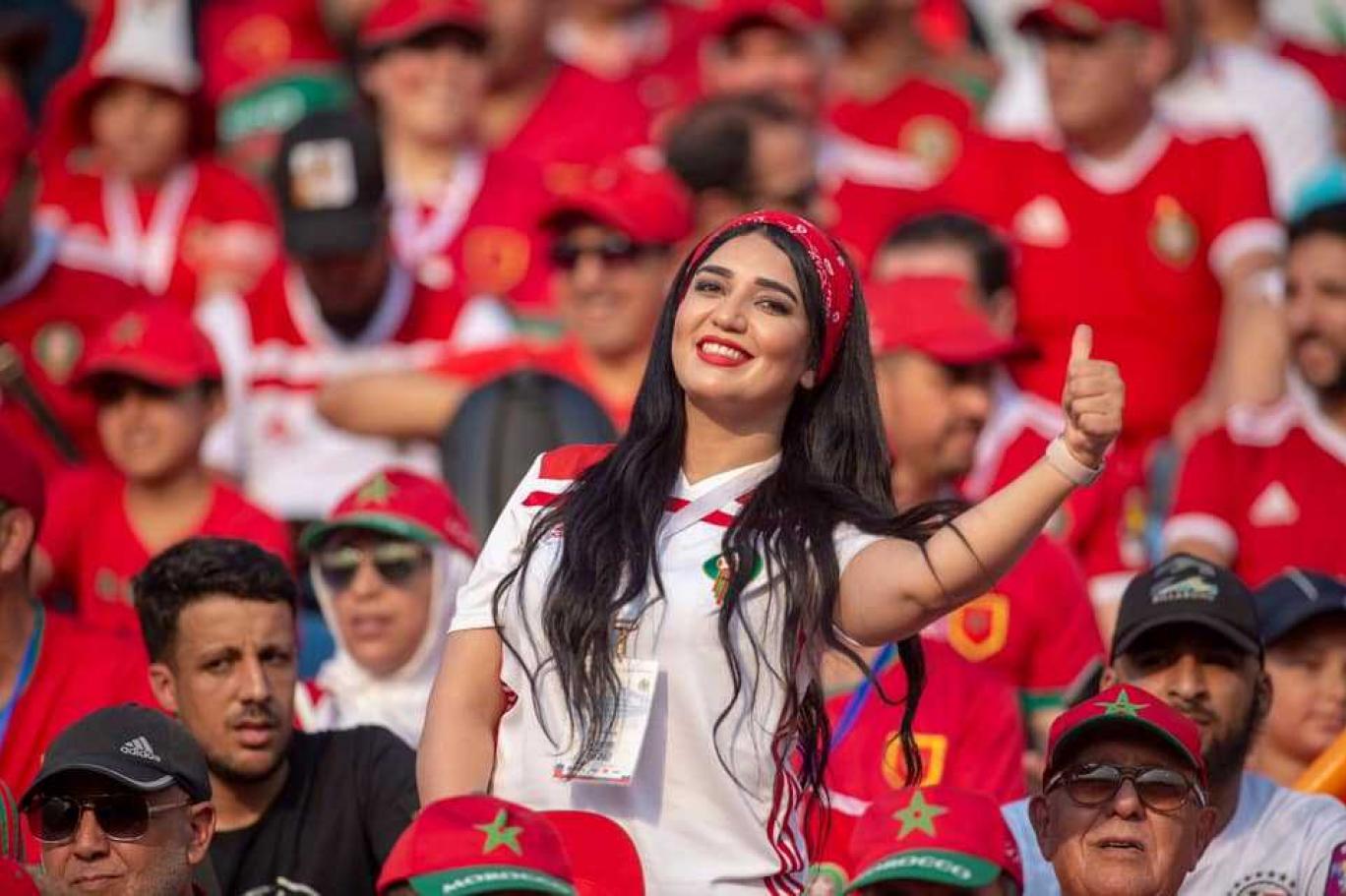 مصر تخصص طائرات لنقل الجماهير إلى الكاميرون و الجماهير المغربية تترقب