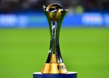 فيفا يعلن اسماء حكام مباريات كأس العالم للأندية