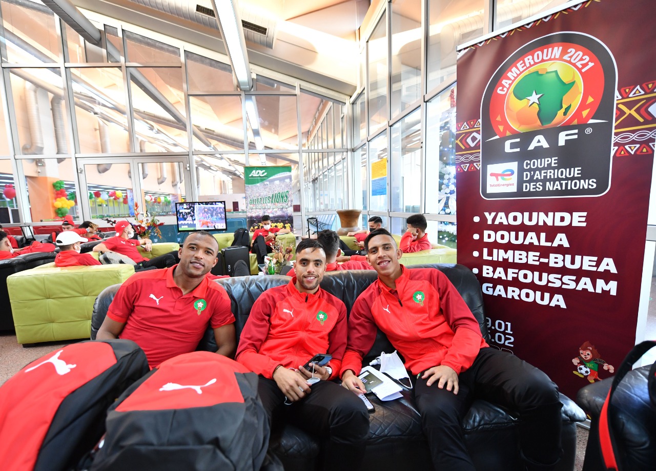 بعثة المنتخب الوطني المغربي الأول تصل إلى ياوندي