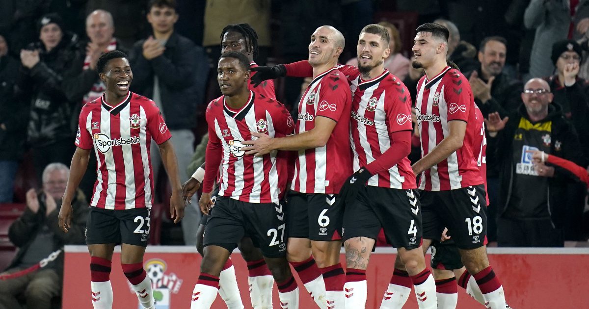 ساوثهامبتون يسحق برنتفورد في الدوري الإنجليزي