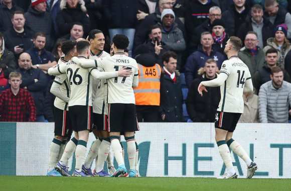الدوري الإنجليزي: ليفربول يقلص الفارق مع مانشستر سيتي