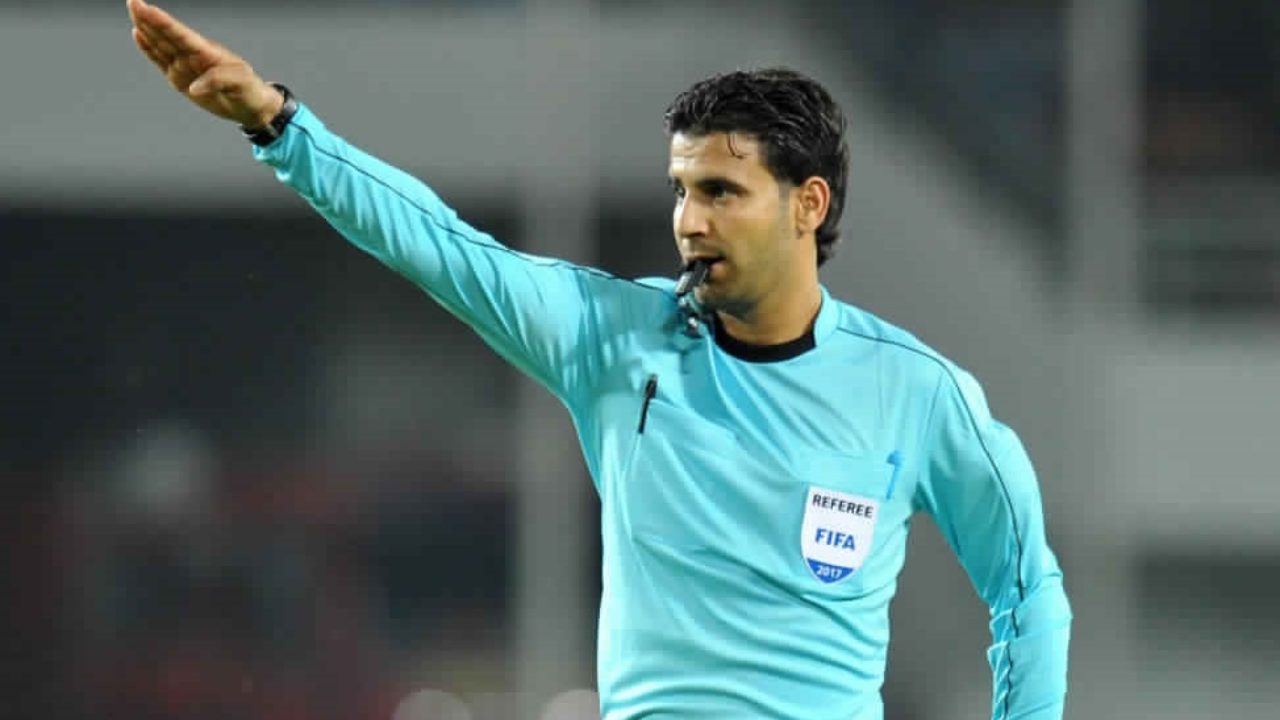 تعيين التونسي صادق السالمي حكما لمباراة المنتخب المغربي ونظيره لجزر القمر