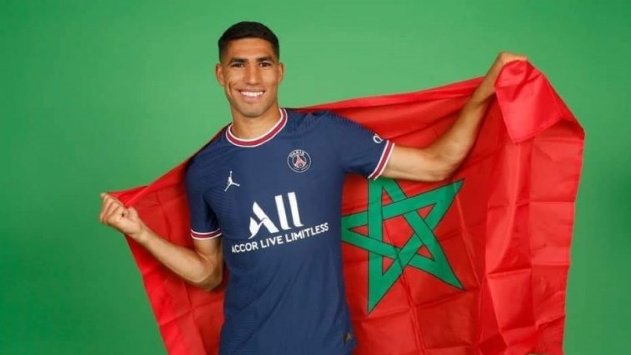 عملاق الدوري الانجليزي يرغب في التعاقد مع أشرف حكيمي