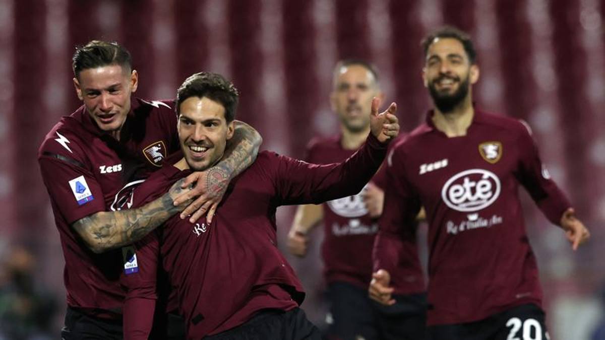 الاتحاد الإيطالي يلغي خسارة ساليرنيتانا أمام أودينيزي