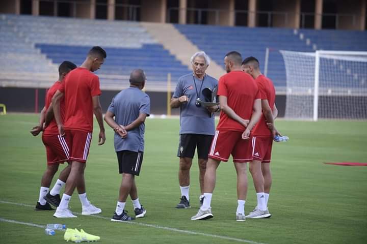 بعد إخفاق الكان… خاليلوزيتش يوجه الدعوة للاعبين جدد لمواجهة منتخب الكونغو