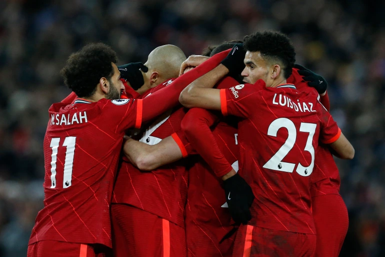 ليفربول يفوز على ليستر سيتي وأرسنال يهزم وولفرهامبتون في البريميرليغ