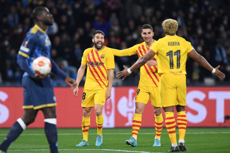 برشلونة يسحق نابولي ويتأهل إلى ثمن نهائي مسابقة الدوري الأوروبي