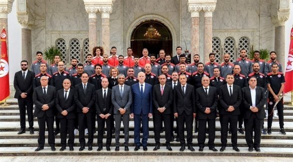 تكريم لاعبي منتخب تونس في القصر الرئاسي