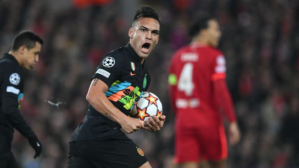 ليفربول يخسر أمام إنتر ويتأهل لربع نهائي دوري الأبطال