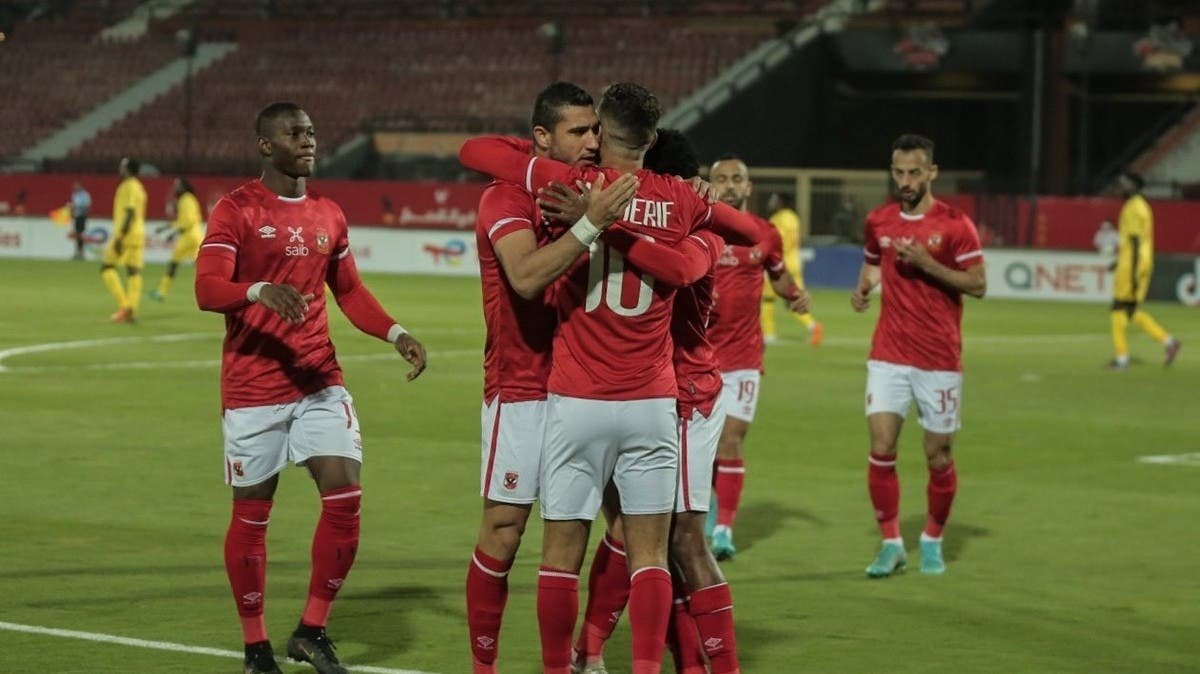 الأهلي المصري يستعيد بريقه إفريقيًا بفوز صعب على المريخ السوداني