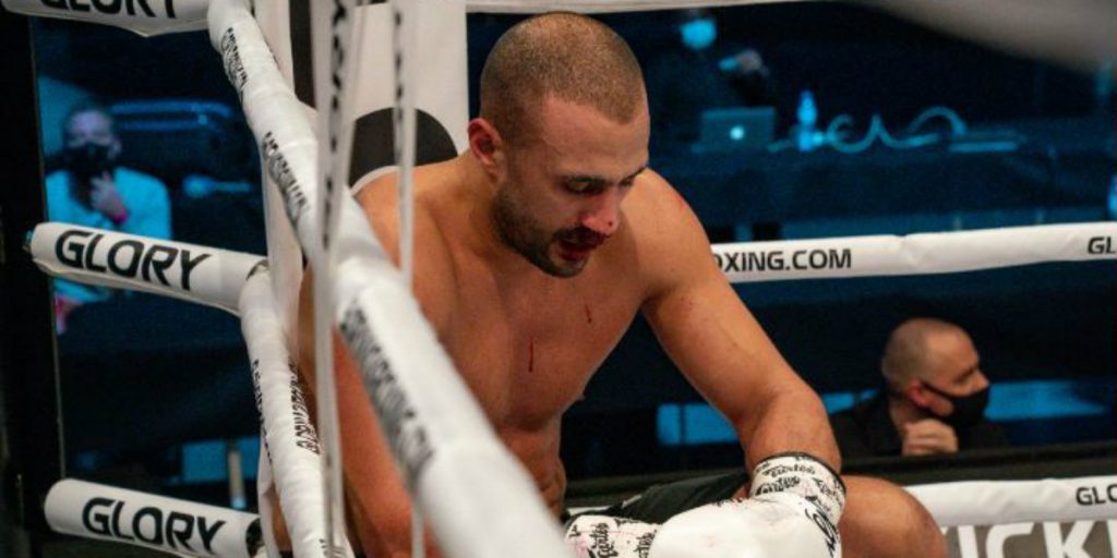 بدر هاري يواجه هذا البطل بسبب أبنائه