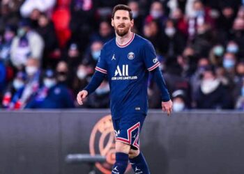 ميسي يفشل في هز شباب الريال للمباراة العاشرة