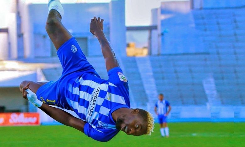 مايي يلتحق بمبينزا في صدارة الهدافين