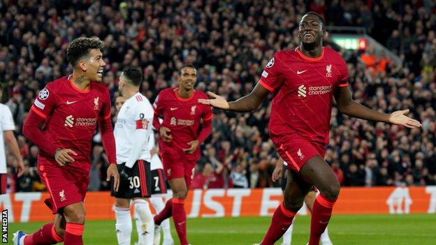 ليفربول يعبر بنفيكا ويتأهل إلى نصف نهائي دوري الأبطال