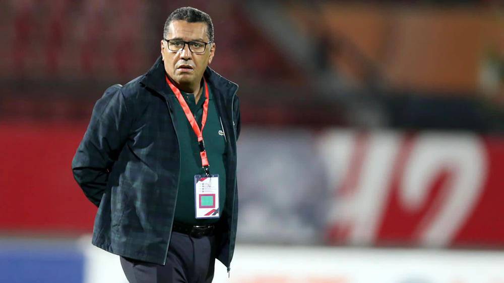 الطاوسي يشيد بالزنيتي وبقتالية اللاعبين بعد طرد الهدهودي
