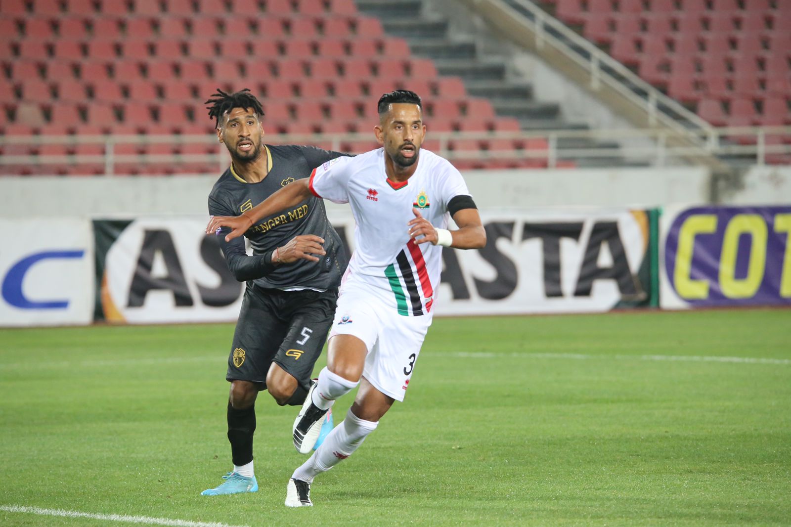البطولة الاحترافية 1: الجيش الملكي يسحق إتحاد طنجة ويرتقي للمركز الثالث