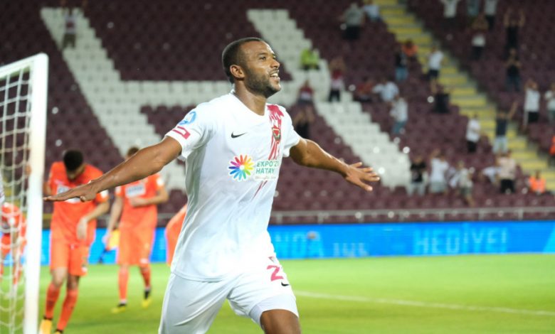 أيوب الكعبي يطمئن الجماهير المغربية على حالته الصحية