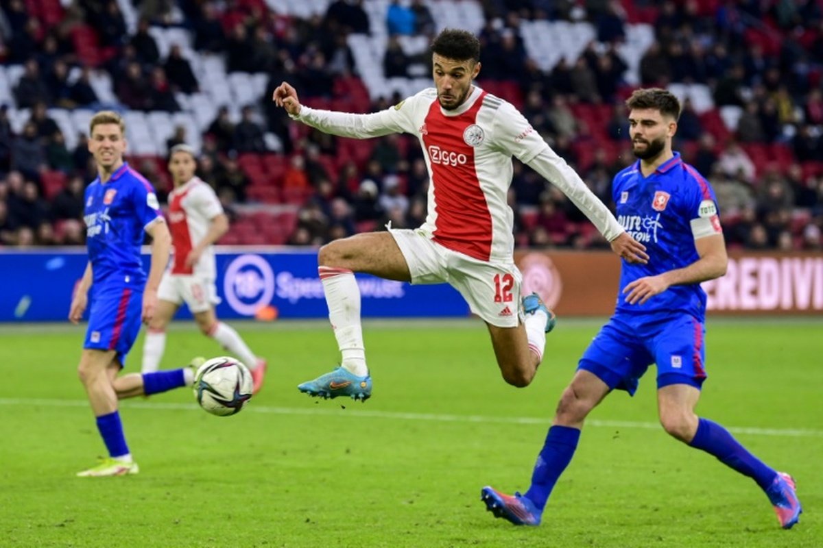 مزراوي يفضل الانضمام لبايرن ميونخ على برشلونة