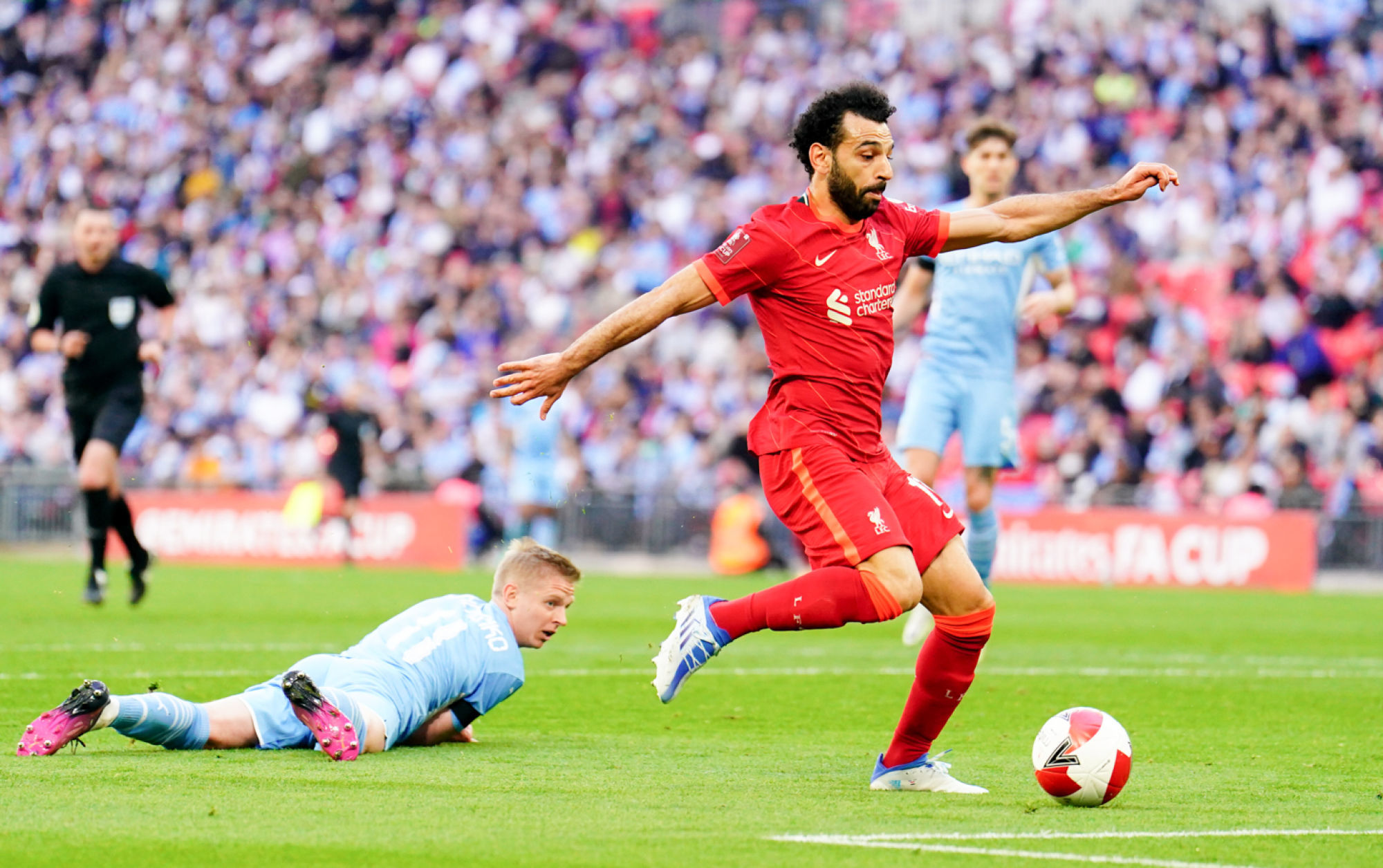 ليفربول يحدد سعر صلاح وريال مدريد مهتم بخدماته
