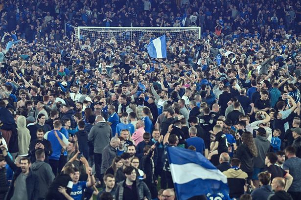 شغب الجماهير يجتاح ملاعب إنجلترا مع اقتراب نهاية الموسم