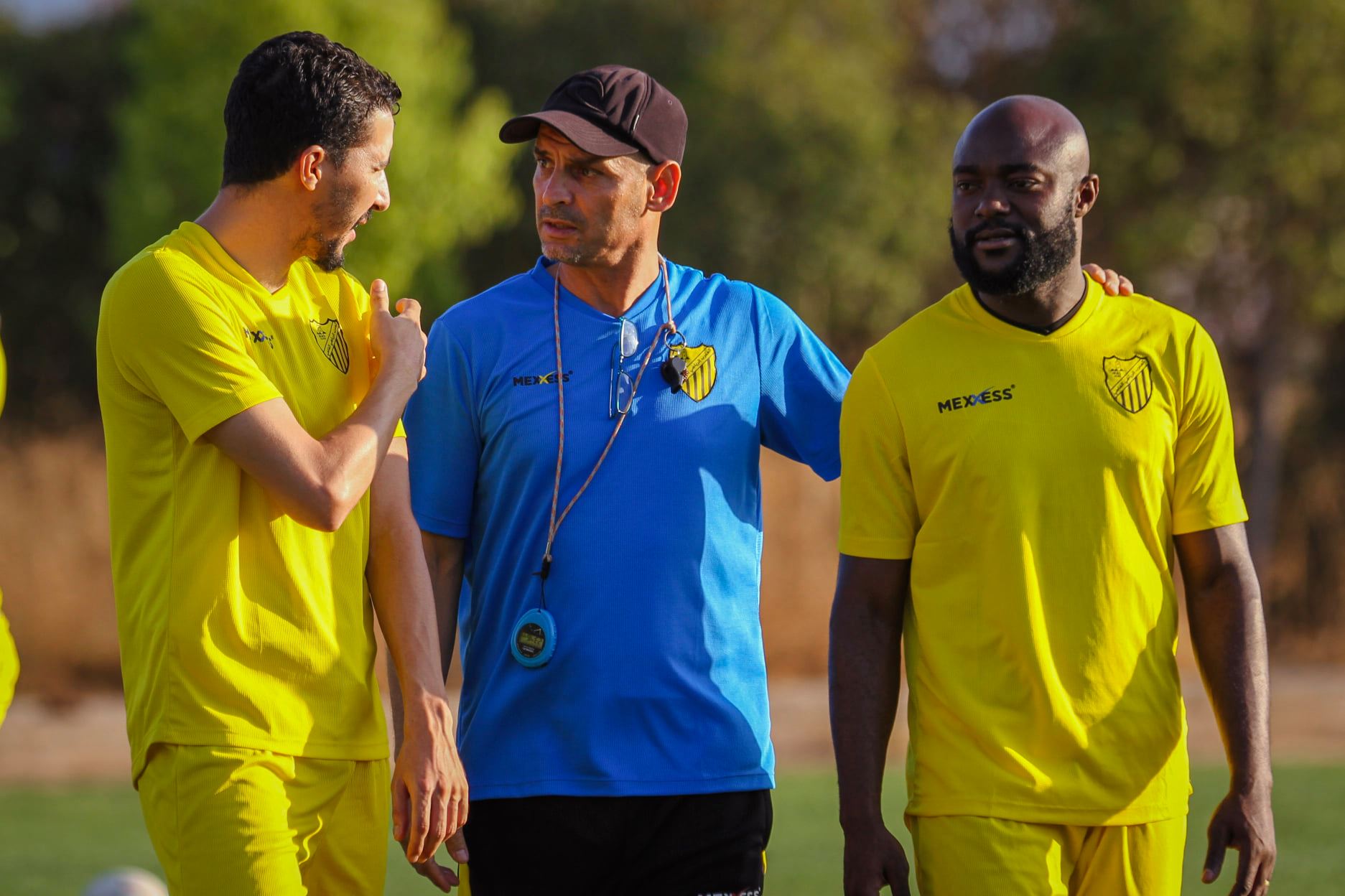 مدرب المغرب الفاسي يهاجم وليد الركراكي