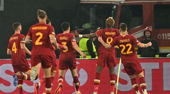 روما وفينورد إلى نهائي دوري المؤتمر الأوروبي
