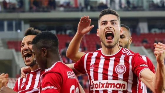 أولمبياكوس يتوج بطلا للدوري اليوناني للمرة الـ47